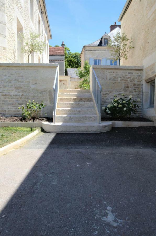 La Villa Lombardi En Champagne, Avec Piscine Privee Et Jacuzzi Les Riceys Eksteriør billede